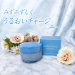 💙 PERFECT ONE アクアキープジェル 💙みずみずしいうるおいが続く、オールインワンジェルを使ってみました✨ジェルだけど、クリームみたいなテクスチャーで、肌にするするとのびる使い心地💙&hellip;のInstagram画像