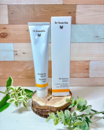 ✨✨✨-インターナショナルコスメティックスさんよりご提供いただきました-Cleansing Balm☺️✨私の夏の困りごとといえば、超汗かき体質により夜になるとザラつきを感じることです。&hellip;のInstagram画像