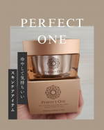 最近はものすごい酷暑💦そんな暑い日は冷やしてスキンケアがおすすめ✨️⁡⁡パーフェクトワンのオールインワン 薬用リンクルストレッチジェル🤍 冷蔵庫で冷やして愛用✨️🫶 ひんやりした冷たいぷるぷるジェル&hellip;のInstagram画像