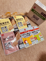 イシイの非常食、19品セットが届きました。こちら、非常食3日分13品＋ミートボール・ハンバーグ6品です(^_-)-☆3日分のおかゆ・おかず・リゾット13品をはじめ、常温保存可能なミートボー&hellip;のInstagram画像