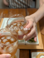 ⁡今夜は三女ちゃん（19歳）がお友達とお出かけなため⁡⁡次女ちゃんと家飲み⁡⁡⁡⁡、、、と言っても、お酒が弱い母娘⁡⁡1杯だけです笑⁡⁡⁡自分ひとりじゃ作らないオニオンリング⁡⁡久々に食&hellip;のInstagram画像