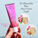 Dr.ハウシュカ ローズ ディクリーム ライトダマスクバラ花水、ダマスクバラ花エキスなど配合。ダマスクバラの恵みがいきる軽いつけ心地のフェイスクリーム。今回は限定のピンクのパッケージ。柔らか&hellip;のInstagram画像