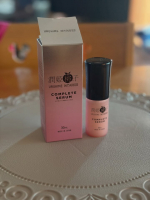 【潤姫桃子 COMPLETE SERUM】近年美容分野で注目を集めている&lsquo;エクソソーム&rsquo;に注目して開発した美容液で 植物由来のクコカルス培養エキス（保湿成分）の他、フラーレン、ナイアシンアミド&hellip;のInstagram画像
