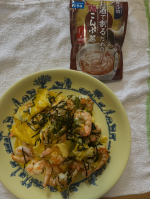 今日はエビたっぷりエビ玉を作りました🥰材料沢山のエビ玉子2個調味料お酒で割るためのこんぶ茶みりん醤油青海苔きざみのり玉子は半熟にして、大好きなエビは多く入れ、玉露園様のお酒&hellip;のInstagram画像