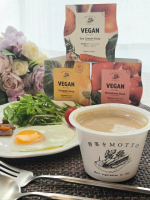 💐Thank you💐＼＼もっと手軽に！もっと気軽にお野菜を！／／｢もっと手軽にもっと野菜をもっと毎日に｣野菜をMATTOシリーズから動物性食材を使わず、国産野菜と植物素材だけで作られた&hellip;のInstagram画像
