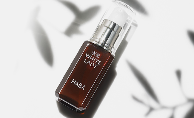 使用満足度96.3％* の薬用美白※美容液✨「薬用ホワイトレディ 30mL