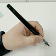 「左利きの方限定10名様☆モニター品　左利き専用筆ペンプレゼント★」の画像、ニッケンかみそり株式会社のモニター・サンプル企画