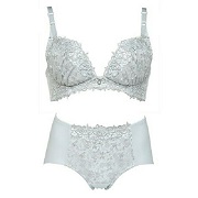 「ノンワイヤーでも しっかり補正【エクサブラ・リラ上下セット】﻿モニター4名様！」の画像、株式会社ココラグーンのモニター・サンプル企画