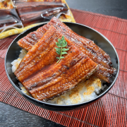 「【お顔出し写真・年齢出し募集】本場三河の名店 長楽監修 国産鰻 満腹セット」の画像、株式会社アクセルクリエィションのモニター・サンプル企画