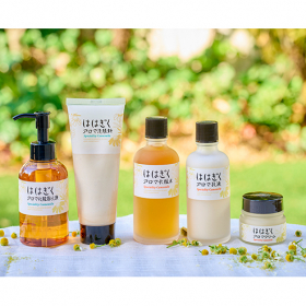 「ははぎくアロマ　スキンケア（株式会社石澤研究所）」の商品画像