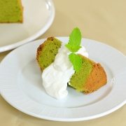 「抹茶シフォン＆生クリームセット（株式会社いおか）」の商品画像