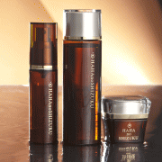 「母の滴3点セット（フローレス化粧品株式会社）」の商品画像