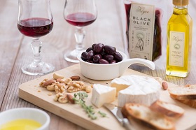 「キヨエの<完熟>黒オリーブ（株式会社バロックス）」の商品画像の3枚目