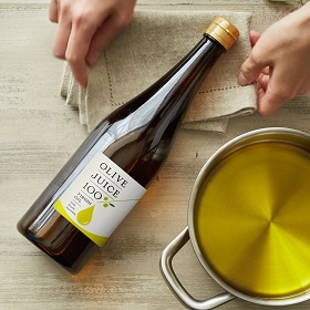 「オリーブジュース100％バージンオイル・バロックス 300ml （株式会社バロックス）」の商品画像の3枚目
