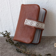 ＜革製のカードケース＞最高60枚収納可能の商品画像