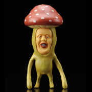 「超リアルソフビ人形【ベニキノコビト】（株式会社城南村田）」の商品画像