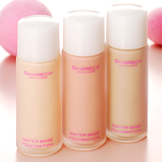 「水性ファンデーション（シャレコスキンケア）」の商品画像