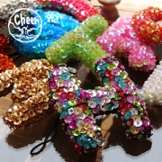 cheer（チアー）：キラキラスパンコールアルファベットクッションストラップの商品画像