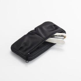 「FABFAB ペンケース ドレープタイプ（プラス株式会社ステーショナリーカンパニー）」の商品画像の2枚目