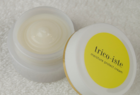 「【国産・濃厚生コラーゲン】ハリ不足の目もと、口もとに。美容液クリーム（株式会社アマタケ）」の商品画像の3枚目