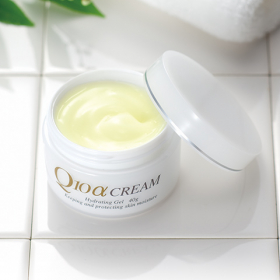 「Q10&alpha;クリーム（ハマリ産業株式会社）」の商品画像