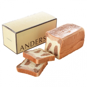 「【ギフト箱入】パンダ食パン（株式会社アンデルセン）」の商品画像の1枚目