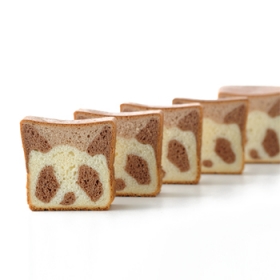 「【ギフト箱入】パンダ食パン（株式会社アンデルセン）」の商品画像の2枚目