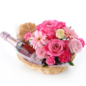 「【母の日の贈りもの】ロゼワイン&フラワーアレンジメント（株式会社アンデルセン）」の商品画像
