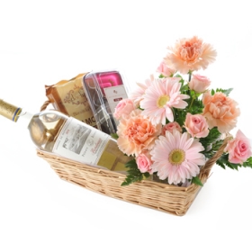 【母の日の贈りもの】ワイン&フラワーアレンジメントの口コミ（クチコミ）情報の商品写真