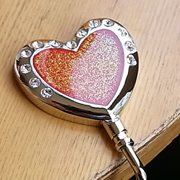 フックタイプバッグハンガー「レッドハート」の口コミ（クチコミ）情報の商品写真