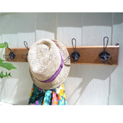 暖かみある味わい深いナチュラルカントリー調5連ウッドウォールフックの商品画像