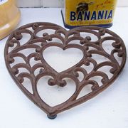 フレンチアンティーク調アイアントリベット ハート ブラウン（鍋敷き）の商品画像