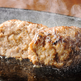 A5 B5 仙台牛100％ ハンバーグ 8個セット 〔120g&times;8〕の商品画像