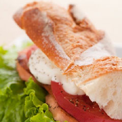 「『ベジハム（ボンレス）』おいしいベジタリアン食材を提供するソーファ・デリ＆フーズ（株式会社ソキュアス）」の商品画像の2枚目