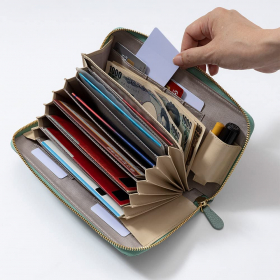 イタリアンレザー 通帳ケースウォレット【CHIOCCIOLA/キオッチョラ】の口コミ（クチコミ）情報の商品写真