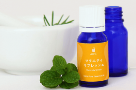 「妊娠中のムカムカ感をリフレッシュ！マタニティリフレッシュアロマ（株式会社ボーダレス・ジャパン（AMOMA））」の商品画像