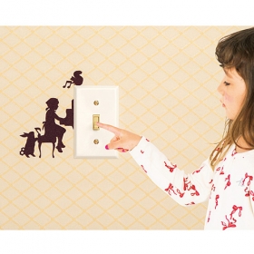 「電気スイッチのカバーに物語が広がるシルエットステッカーの会（株式会社フェリシモ）」の商品画像