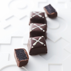 「【ホワイトデイお届け】デイライト　ストロベリー（株式会社フェリシモ）」の商品画像