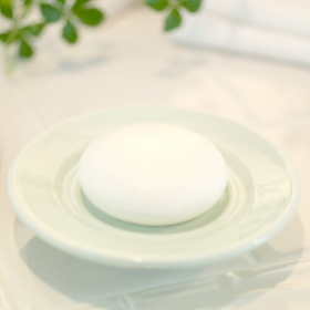 「肌潤石鹸（コーセープロビジョン株式会社　米肌）」の商品画像の4枚目