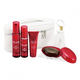 「アクティアージュ　アンサンブル　ボーテ＜トラベルセット＞（株式会社二ナファームジャポン）」の商品画像