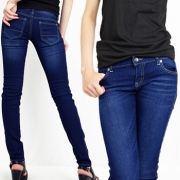 オリジナル美脚ストレッチスキニーパンツ　ラクに美しく。美脚を本気で楽しみたい人への口コミ（クチコミ）情報の商品写真