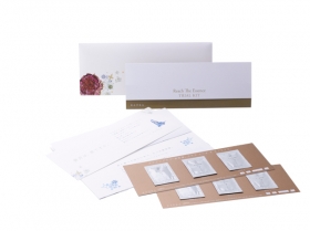 「保湿力と成分をこだわり抜いた美容液ラウラ リーチ ザ エッセンストライアルキット（ラウラ（RAURA）　三高販売株式会社）」の商品画像の1枚目