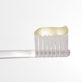 「ＣＵＲＡ（クーラ）歯磨きジェル（有限会社トロフィー佐藤）」の商品画像の2枚目