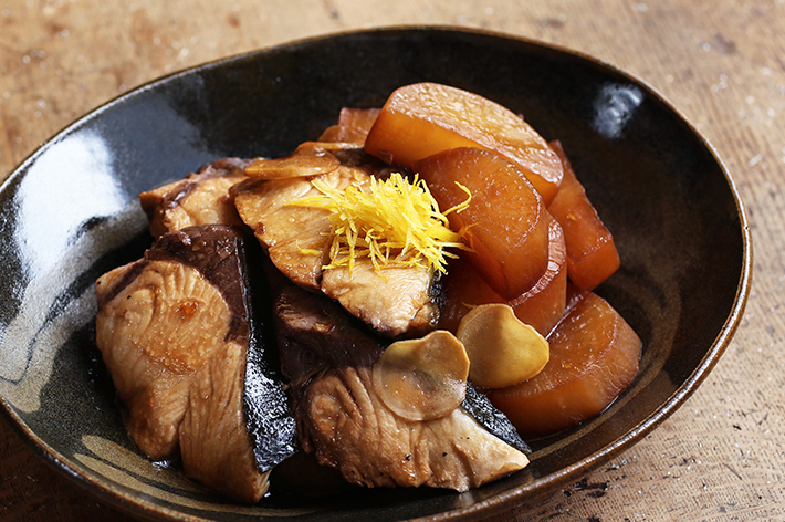 【新品未使用】バーミキュラ★SUKIYAKI パールブラウン レシピブック付き Amazon｜バーミキュラ 鋳物ホーロー鍋 26cm SUKIYAKI パールブラウン