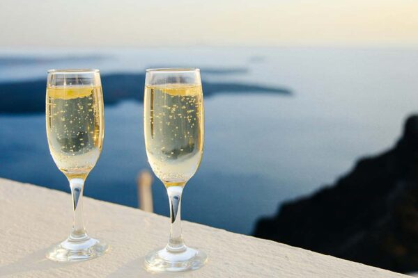贅沢な悩み　英語 a champagne problem 意味
