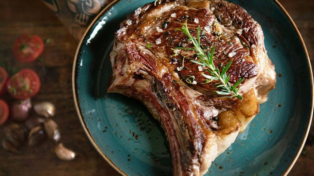 味を引き立てる　英語　味が引き立つ　英語 bring out the flavor