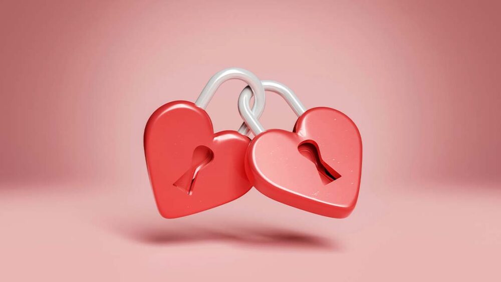 愛着　英語　attached