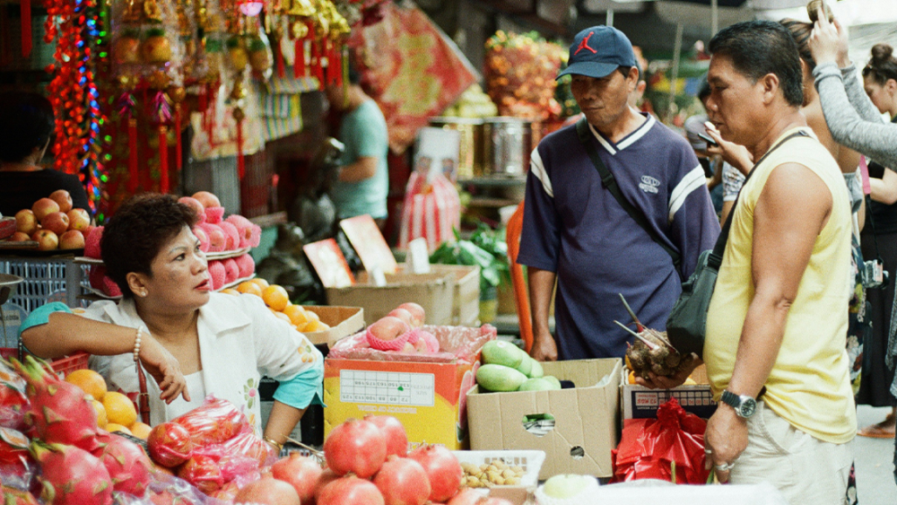 値切る　英語　haggle 意味