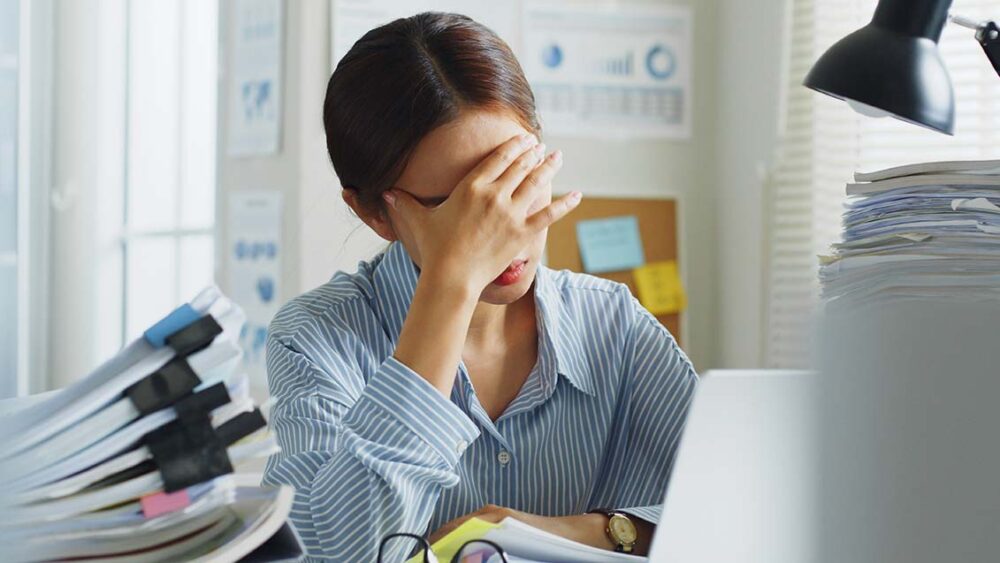 ストレスが溜まりやすい　英語　get stressed easily