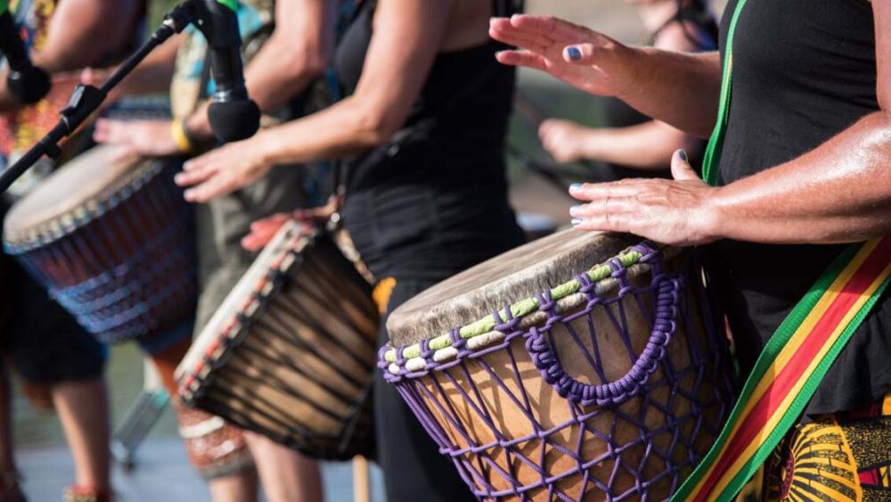 リズム感がない　英語　have no rhythm 意味
